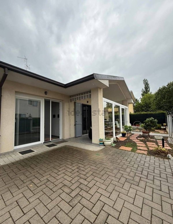 casa indipendente in vendita a Castelfranco Emilia