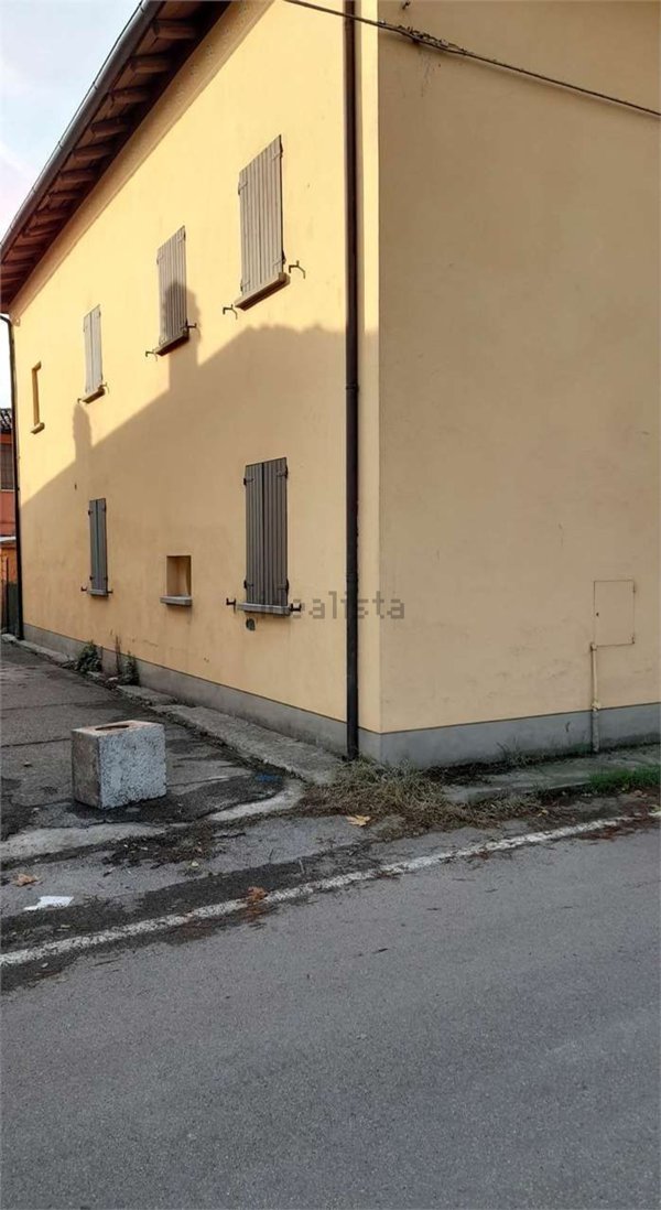 casa indipendente in vendita a Castelfranco Emilia in zona Manzolino