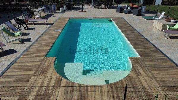 casa indipendente in vendita a Castelfranco Emilia in zona Manzolino