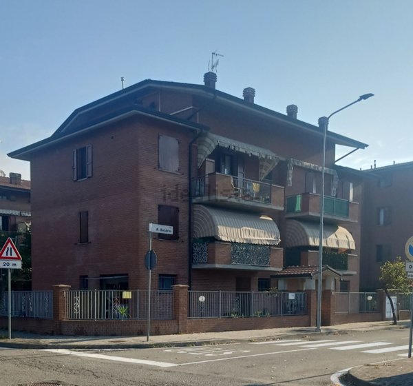 appartamento in vendita a Castelfranco Emilia in zona Cavazzona