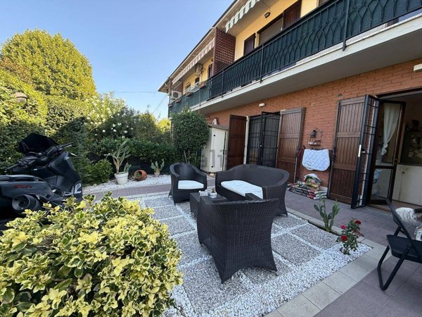 appartamento in vendita a Castelfranco Emilia in zona Cavazzona