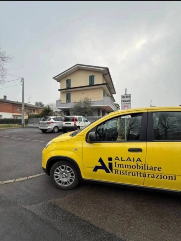 casa indipendente in vendita a Castelfranco Emilia in zona Manzolino