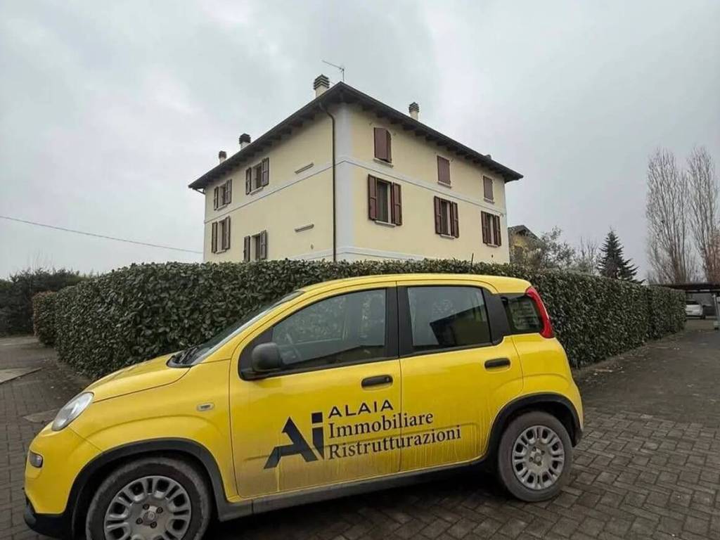 appartamento in vendita a Castelfranco Emilia in zona Piumazzo