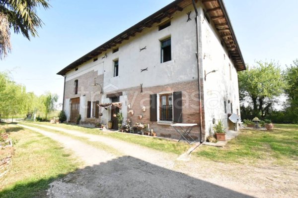 casa indipendente in vendita a Castelfranco Emilia