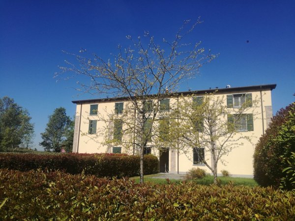 pentavano in vendita a Castelfranco Emilia