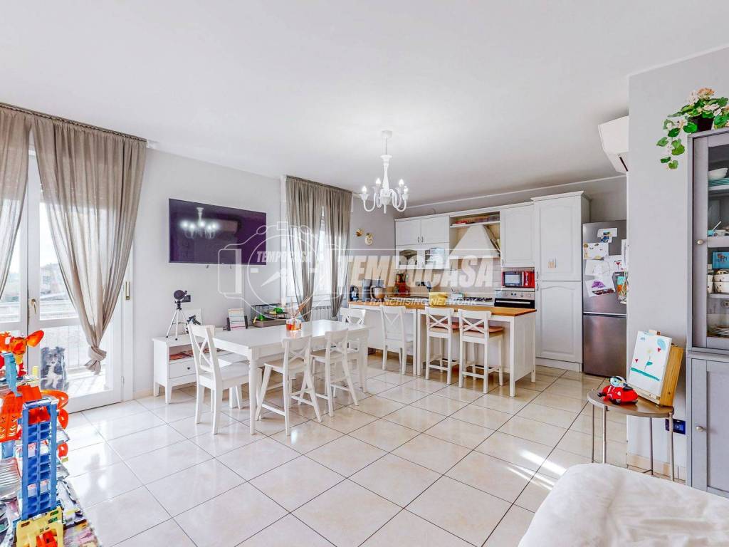 appartamento in vendita a Castelfranco Emilia in zona Recovato