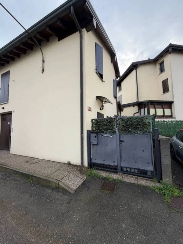 appartamento in vendita a Castelfranco Emilia in zona Piumazzo