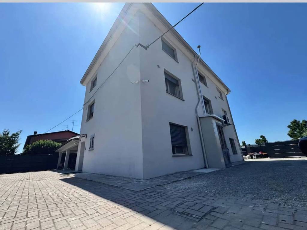 appartamento in vendita a Castelfranco Emilia in zona Panzano