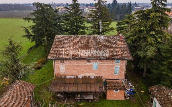 appartamento in vendita a Castelfranco Emilia in zona Piumazzo