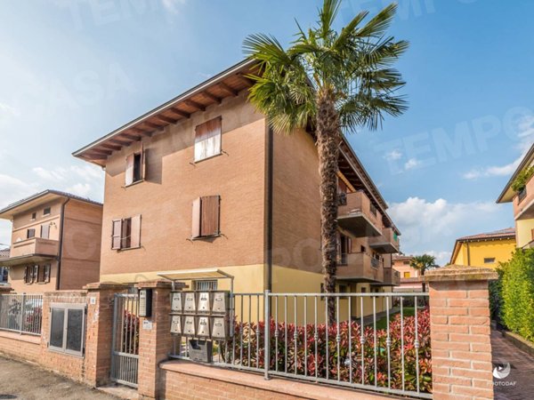 appartamento in vendita a Castelfranco Emilia in zona Piumazzo