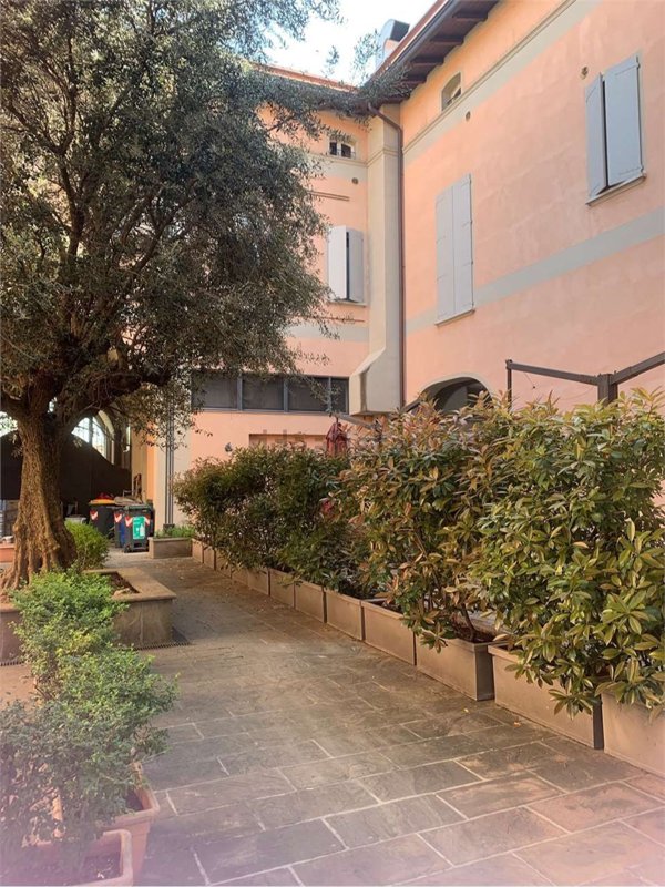 negozio in vendita a Castelfranco Emilia