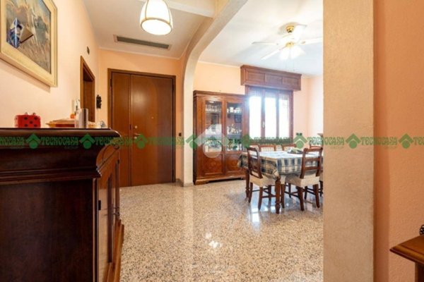casa indipendente in vendita a Castelfranco Emilia in zona Piumazzo