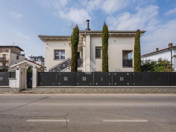 casa indipendente in vendita a Castelfranco Emilia