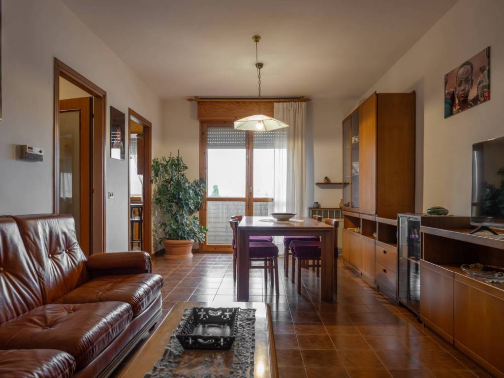 appartamento in vendita a Castelfranco Emilia in zona Cavazzona
