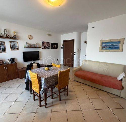 appartamento in vendita a Castelfranco Emilia in zona Rastellino