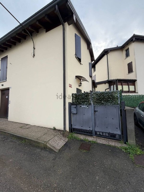 appartamento in vendita a Castelfranco Emilia in zona Piumazzo