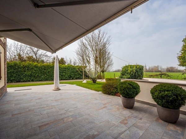 casa indipendente in vendita a Castelfranco Emilia