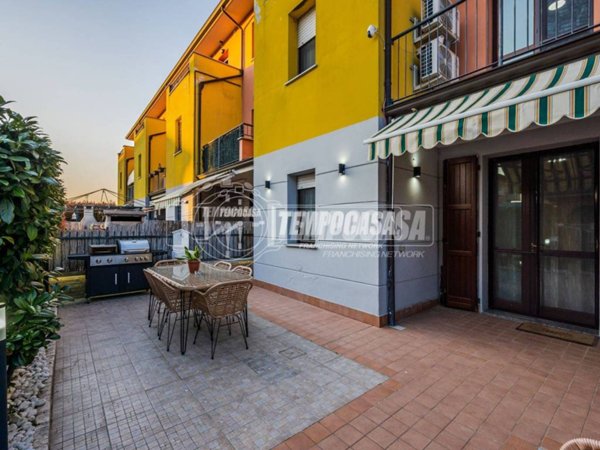 appartamento in vendita a Castelfranco Emilia