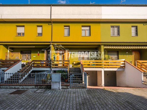 casa indipendente in vendita a Castelfranco Emilia in zona Gaggio