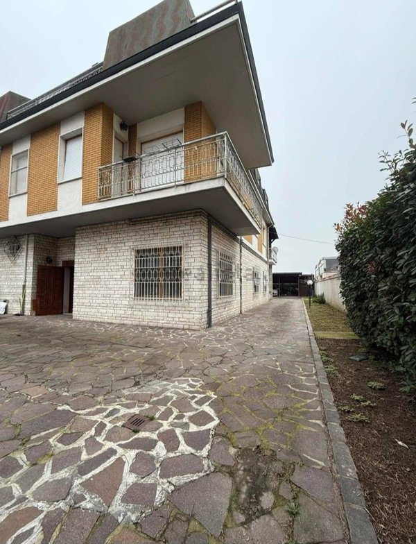 appartamento in vendita a Castelfranco Emilia