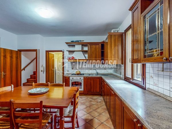 casa indipendente in vendita a Castelfranco Emilia in zona Piumazzo