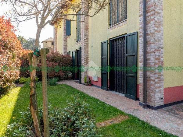 appartamento in vendita a Castelfranco Emilia in zona Panzano