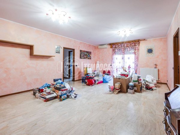 appartamento in vendita a Castelfranco Emilia in zona Piumazzo