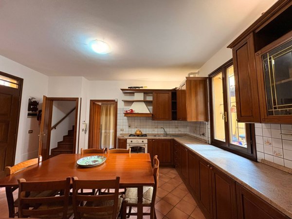 casa indipendente in vendita a Castelfranco Emilia in zona Piumazzo