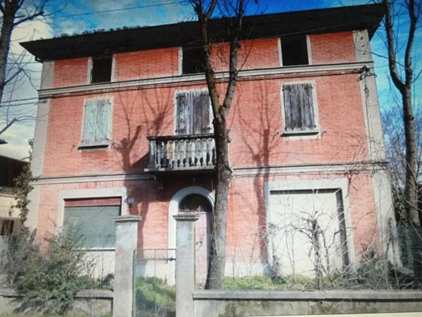 casa indipendente in vendita a Castelfranco Emilia in zona Manzolino