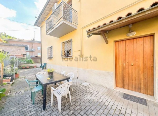 appartamento in vendita a Castelfranco Emilia in zona Cavazzona