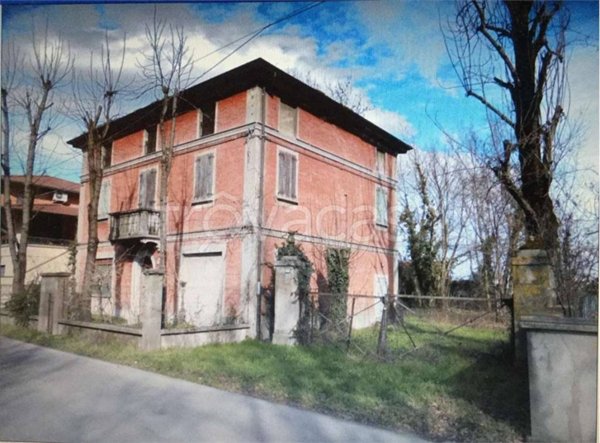 casa indipendente in vendita a Castelfranco Emilia in zona Manzolino