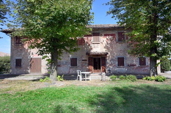casale in vendita a Castelfranco Emilia in zona Cavazzona