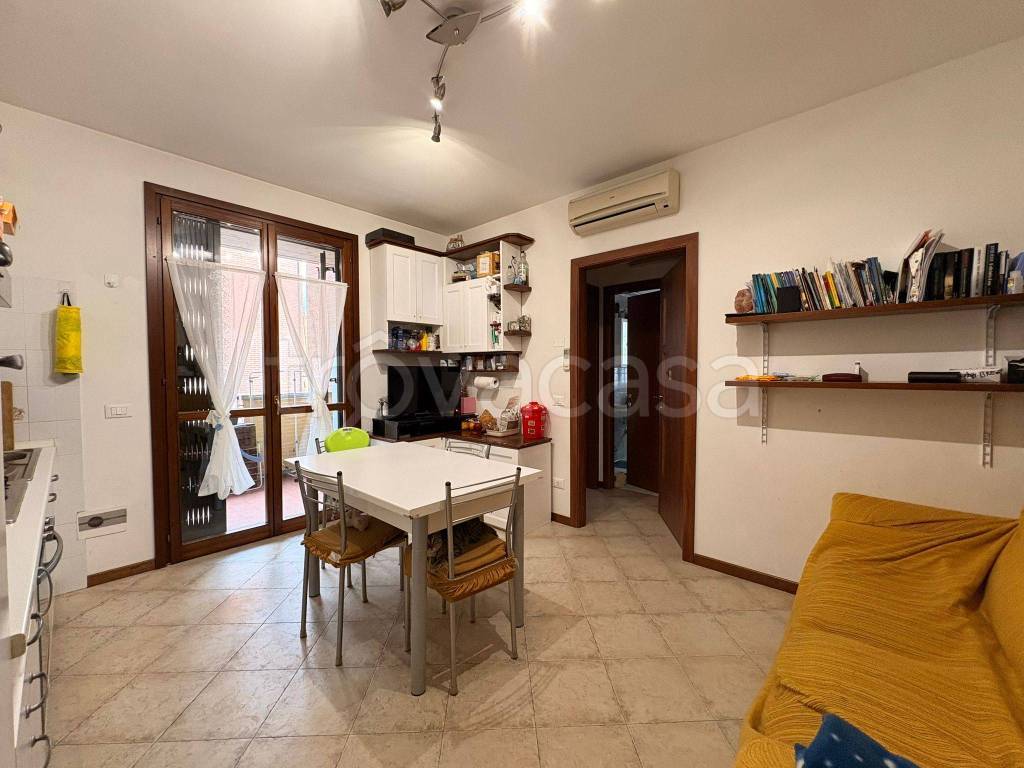 appartamento in vendita a Castelfranco Emilia in zona Piumazzo