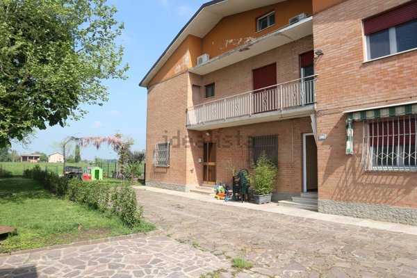 casa semindipendente in vendita a Castelfranco Emilia in zona Gaggio