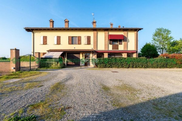 appartamento in vendita a Castelfranco Emilia in zona Manzolino