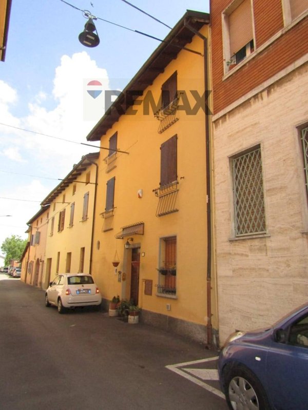 casa indipendente in vendita a Castelfranco Emilia in zona Piumazzo