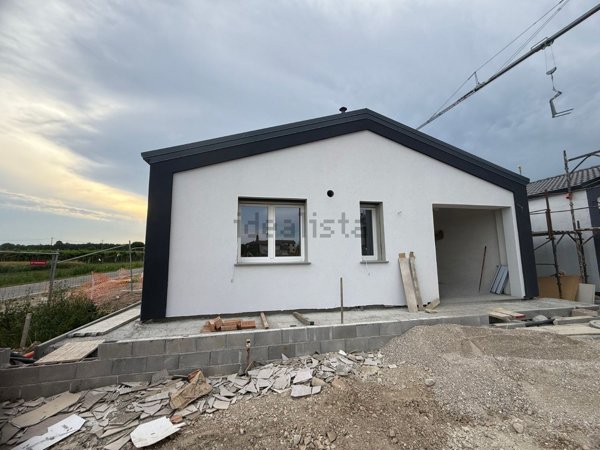 casa indipendente in vendita a Castelfranco Emilia