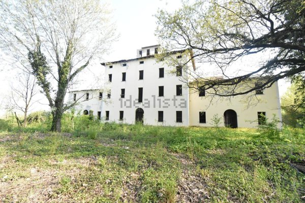 villa in vendita a Castelfranco Emilia in zona Panzano