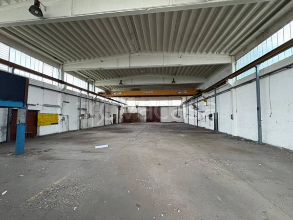 locale commerciale in vendita a Castelfranco Emilia