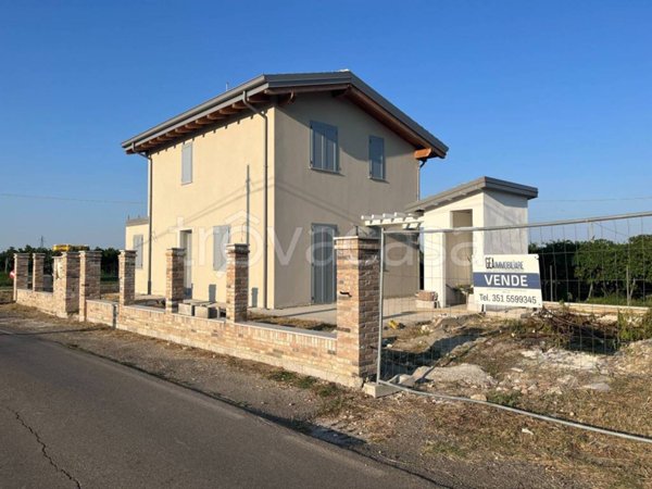 casa indipendente in vendita a Castelfranco Emilia