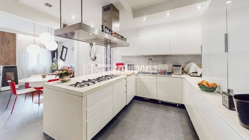 casa indipendente in vendita a Castelfranco Emilia in zona Piumazzo