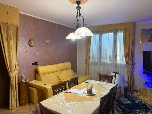 appartamento in vendita a Castelfranco Emilia in zona Gaggio