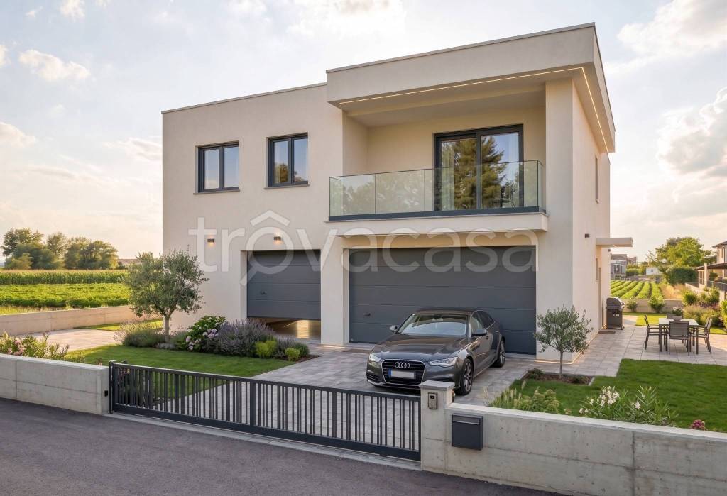 casa indipendente in vendita a Castelfranco Emilia in zona Piumazzo