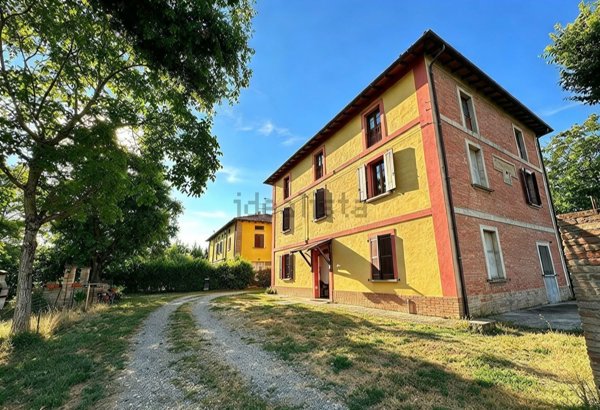 appartamento in vendita a Castelfranco Emilia in zona Recovato