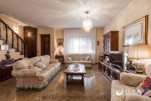 casa indipendente in vendita a Castelnuovo Rangone in zona Montale Rangone