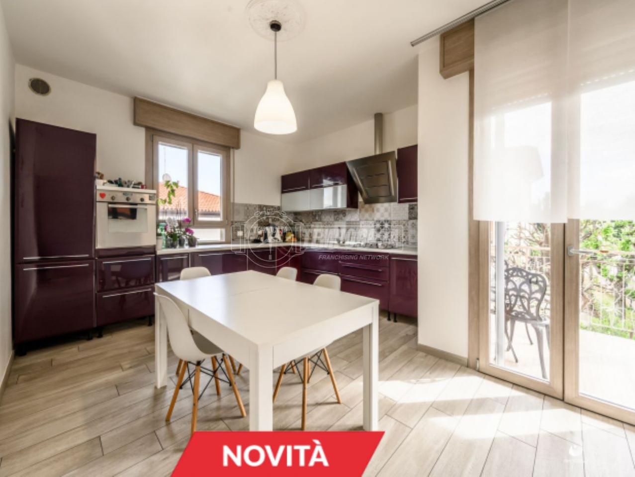 appartamento in vendita a Castelnuovo Rangone in zona Montale Rangone