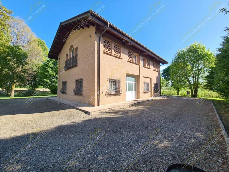 casa indipendente in vendita a Castelnuovo Rangone in zona Cavidole