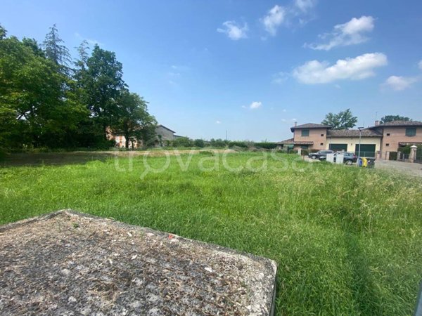 terreno edificabile in vendita a Castelnuovo Rangone in zona Cavidole