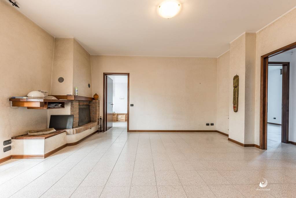 casa indipendente in vendita a Castelnuovo Rangone in zona Montale Rangone