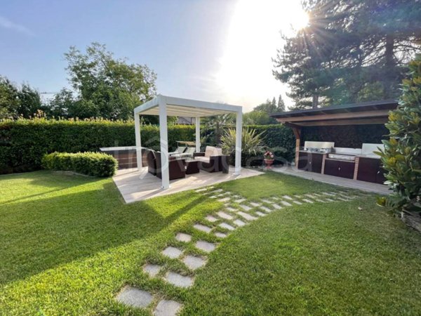 casa indipendente in vendita a Castelnuovo Rangone